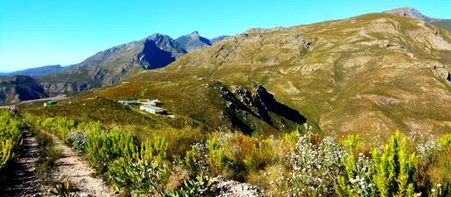 Onverwacht cottages set in the fynbos in the Riviersonderend Mountains